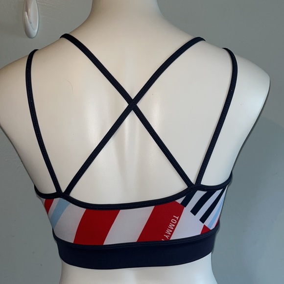 NWOT Tommy Hilfiger sports bra - Picture 2 of 3